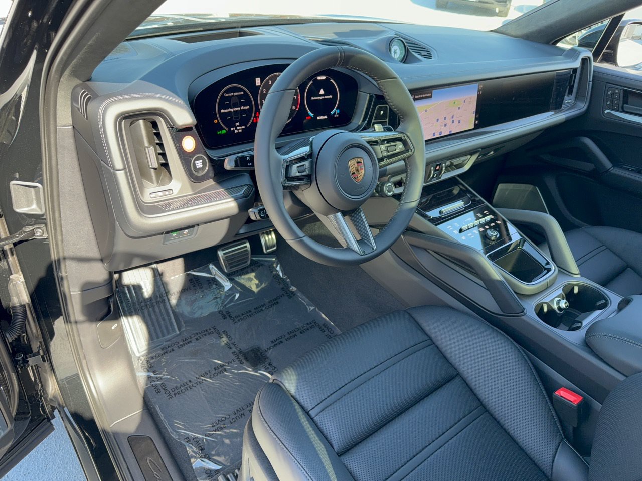 New 2026 Porsche Cayenne GTS AWD/4WD image 4