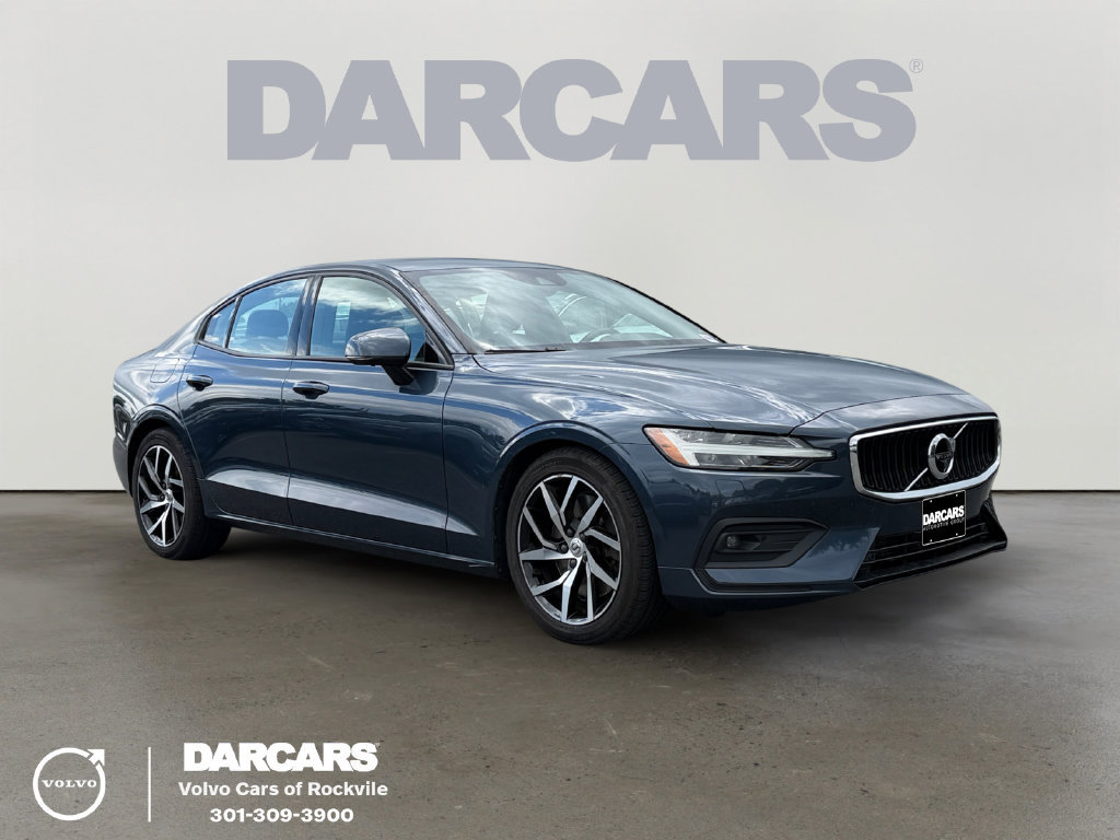 Used 2020 Volvo S60 T6 Momentum