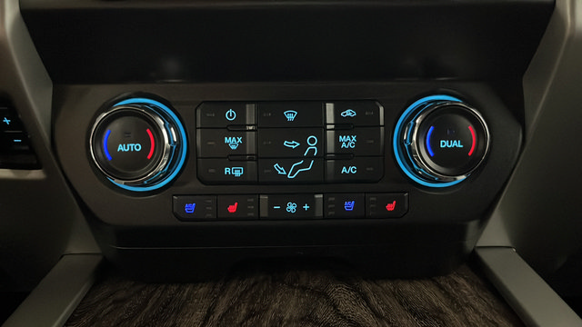 Used 2019 Ford F350 Lariat w/ Lariat Ultimate Package AWD/4WD image 17