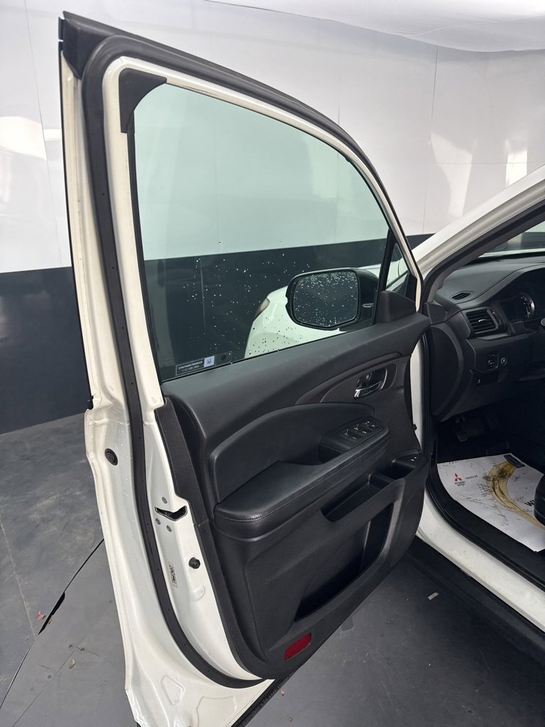 Used 2017 Honda Pilot EX-L image 15