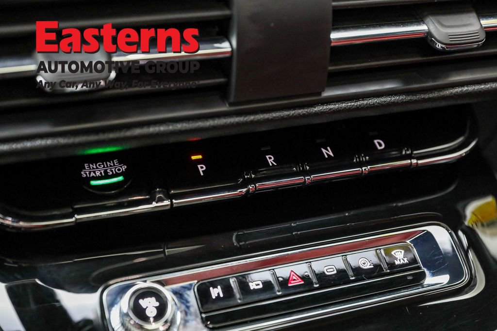 Used 2025 Lincoln Corsair Grand Touring w/ Towing Package image 20