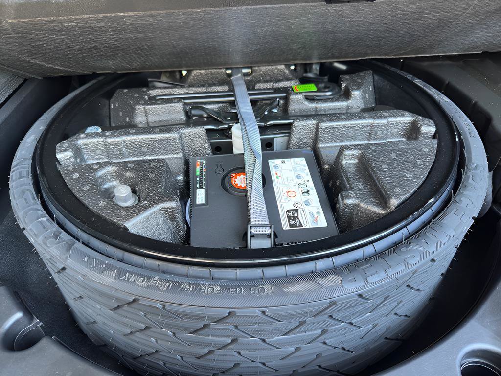 Certified 2024 Audi Q8 Premium w/ Convenience Package image 55