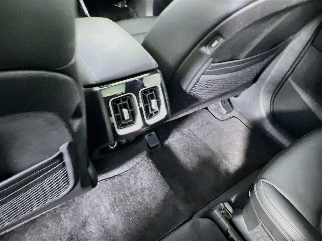 Used 2022 Kia Sorento SX AWD/4WD image 25