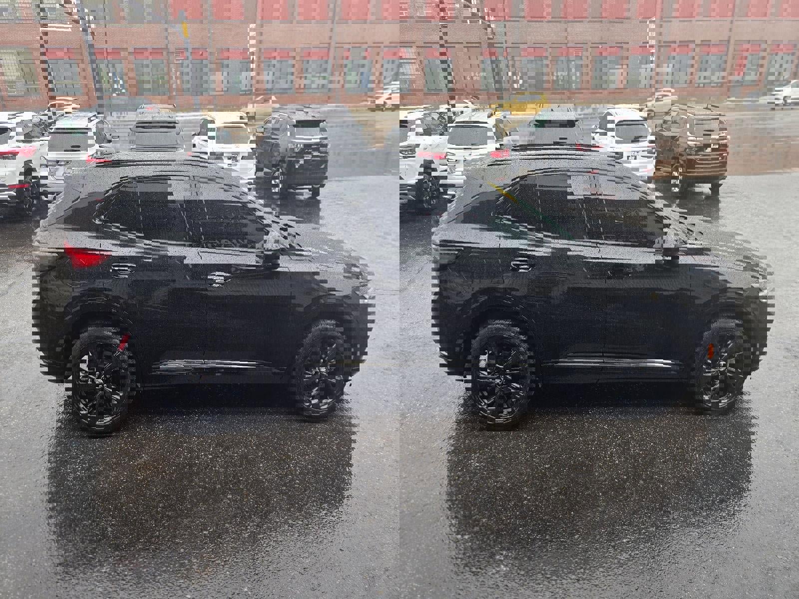 Certified 2023 Buick Envision Essence w/ Sport Touring Package image 14