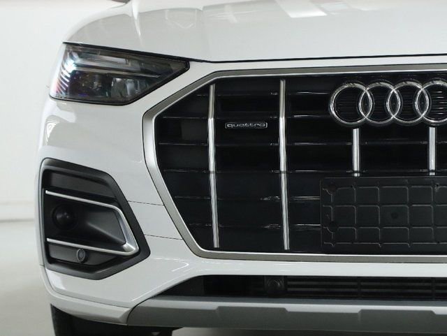 Used 2023 Audi Q5 2.0T Premium w/ Convenience Package AWD/4WD image 6