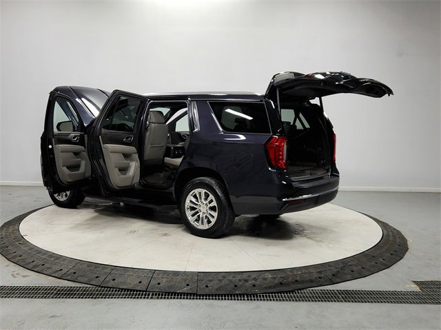 Used 2023 GMC Yukon SLT image 13