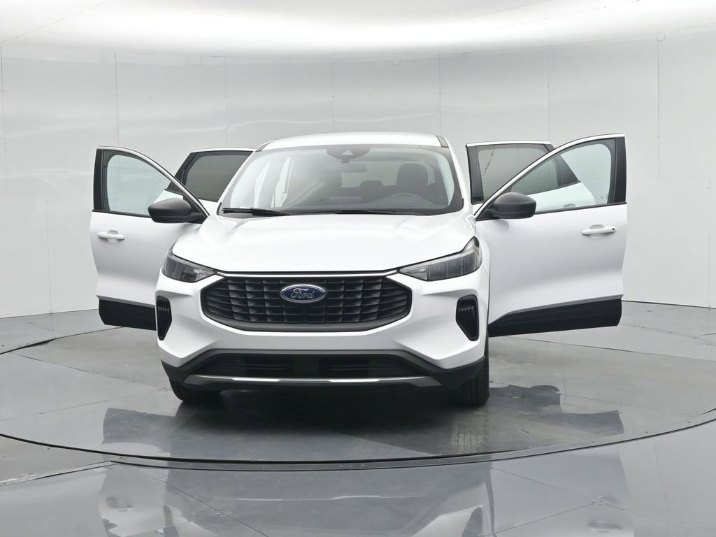 Used 2024 Ford Escape Active image 32