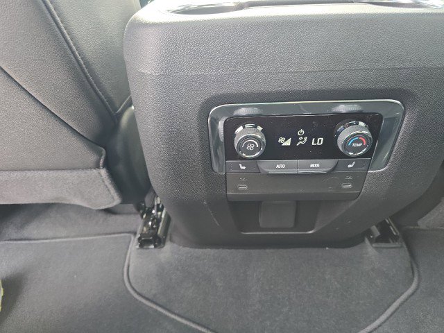 New 2025 Chevrolet Suburban LT w/ Comfort Package image 20
