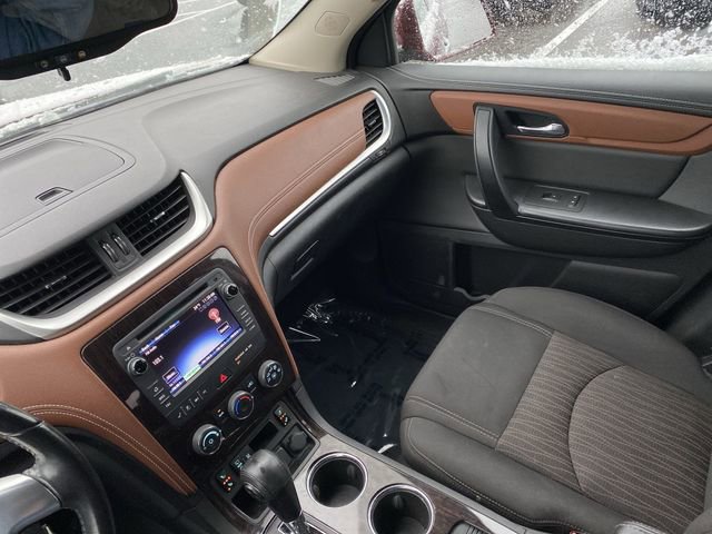 Used 2017 Chevrolet Traverse LT image 20