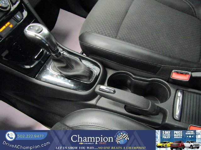 Used 2021 Buick Encore Preferred w/ Safety Package II AWD/4WD image 31