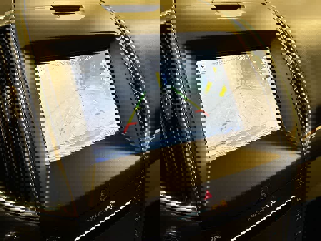 Used 2019 Ford Edge Titanium image 29