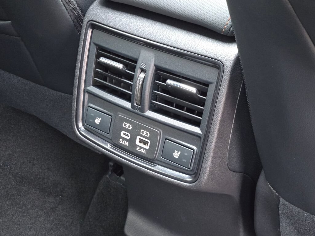 Used 2026 Subaru Forester Touring AWD/4WD image 13