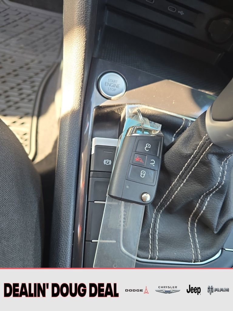 Used 2023 Volkswagen Tiguan S image 27