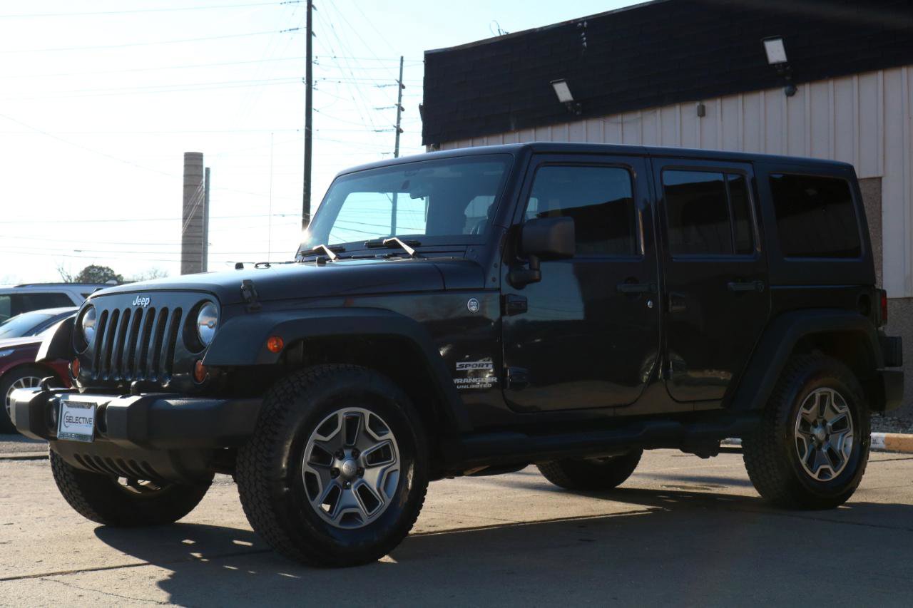 Used 2013 Jeep Wrangler Unlimited Sport image 15