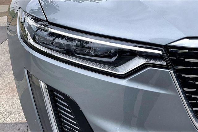 Used 2023 Cadillac XT6 Premium Luxury w/ Platinum Package AWD/4WD image 29