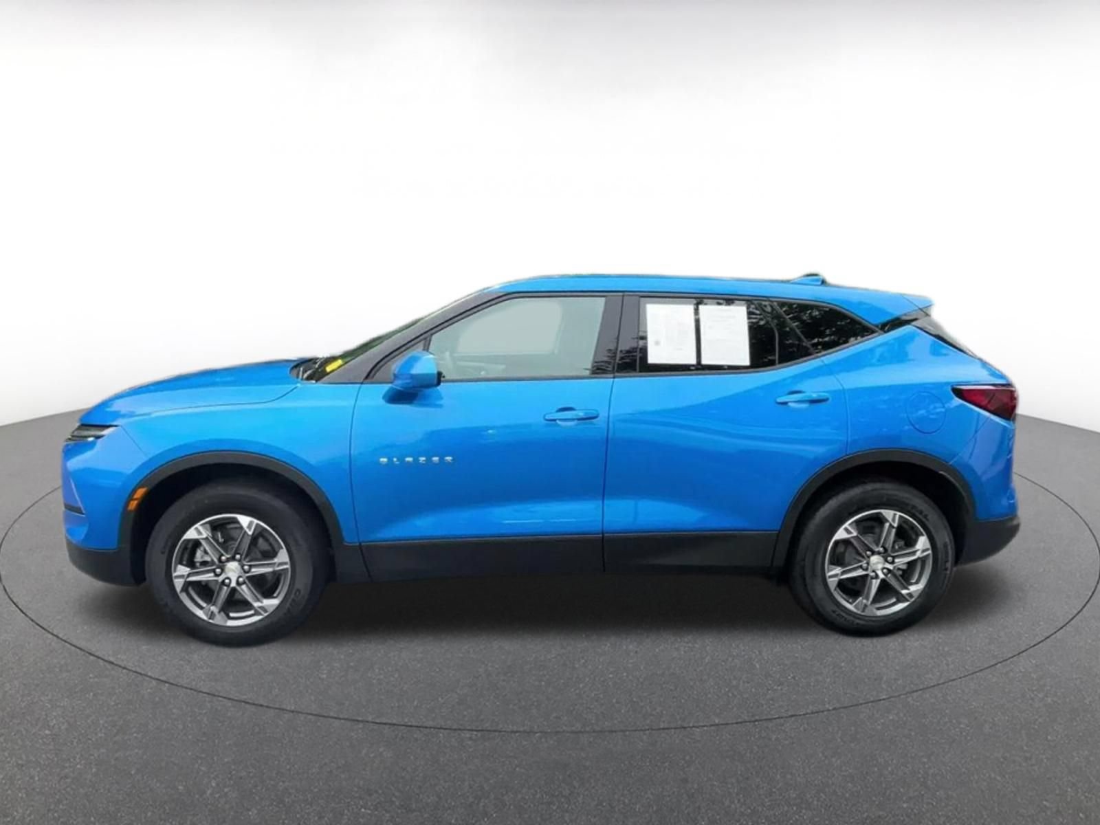 Used 2026 Chevrolet Blazer LT FWD image 8