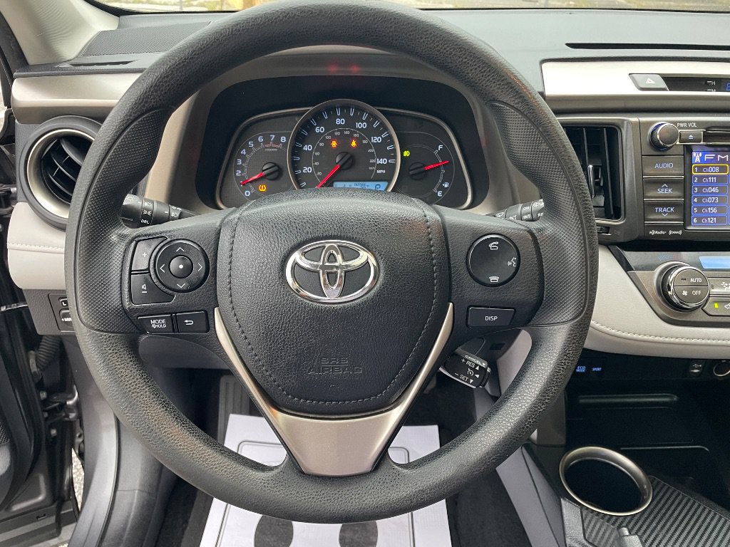 Used 2013 Toyota RAV4 XLE FWD image 44