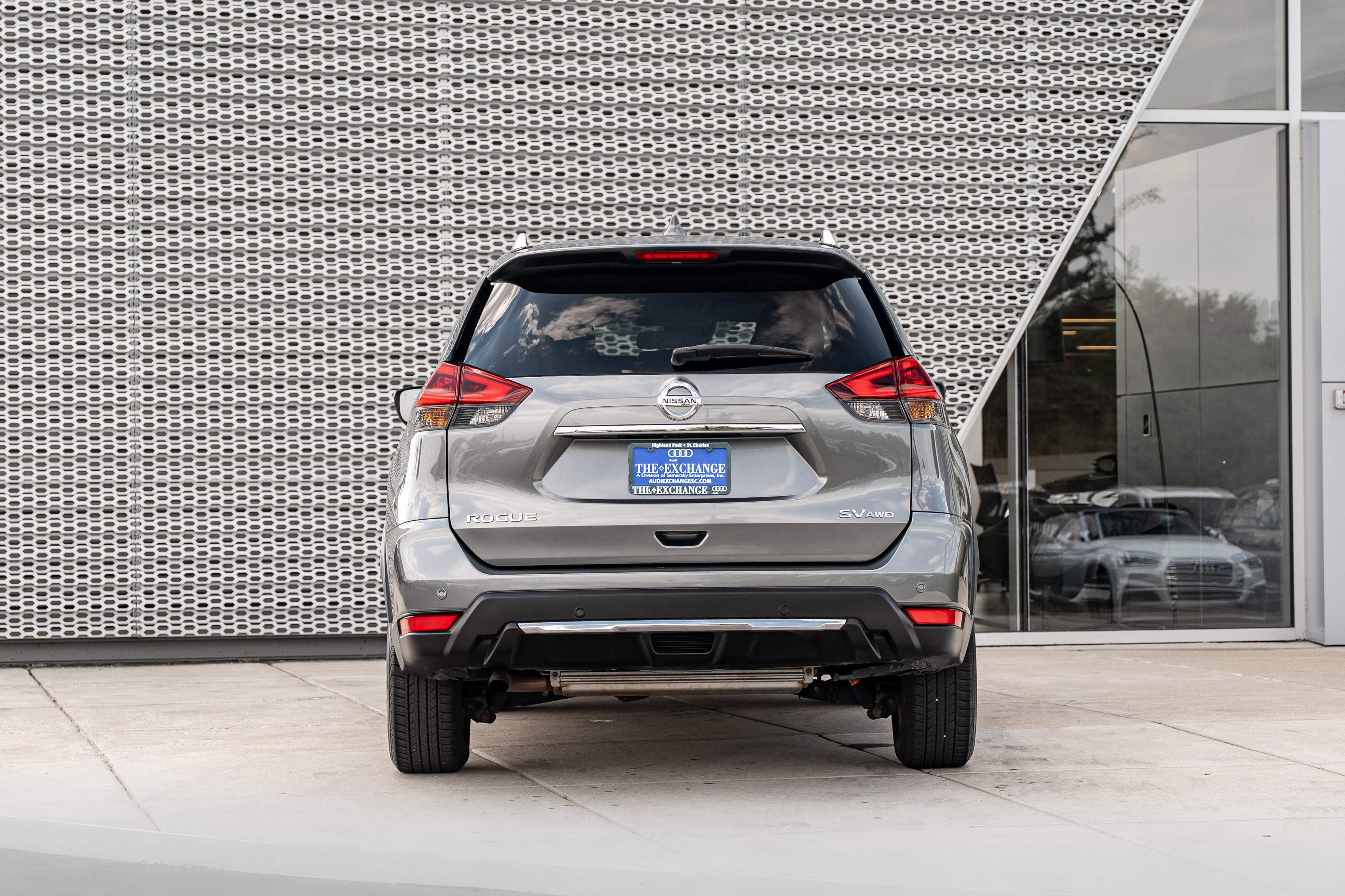 Used 2019 Nissan Rogue SV AWD/4WD image 23