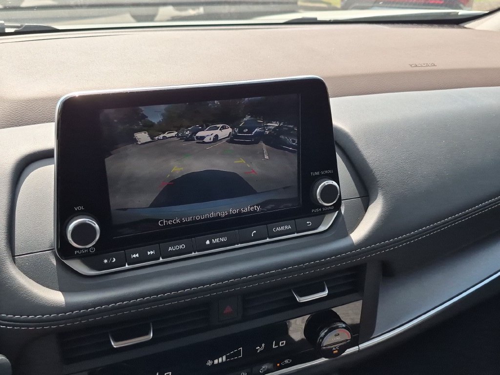 Certified 2023 Nissan Rogue SV AWD/4WD image 17