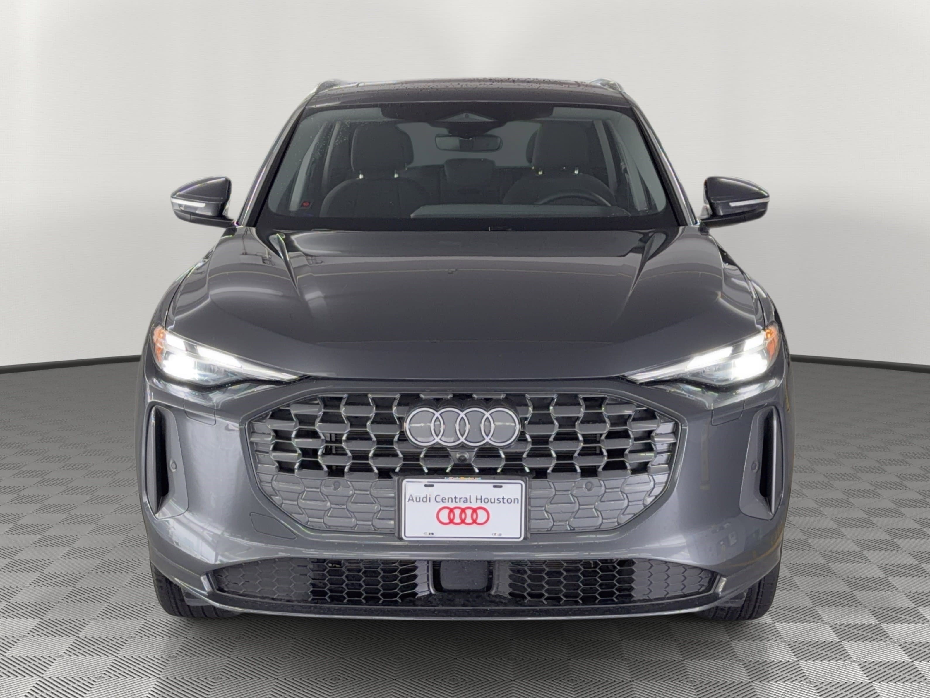 Used 2025 Audi Q5 Premium w/ Convenience Package AWD/4WD image 6
