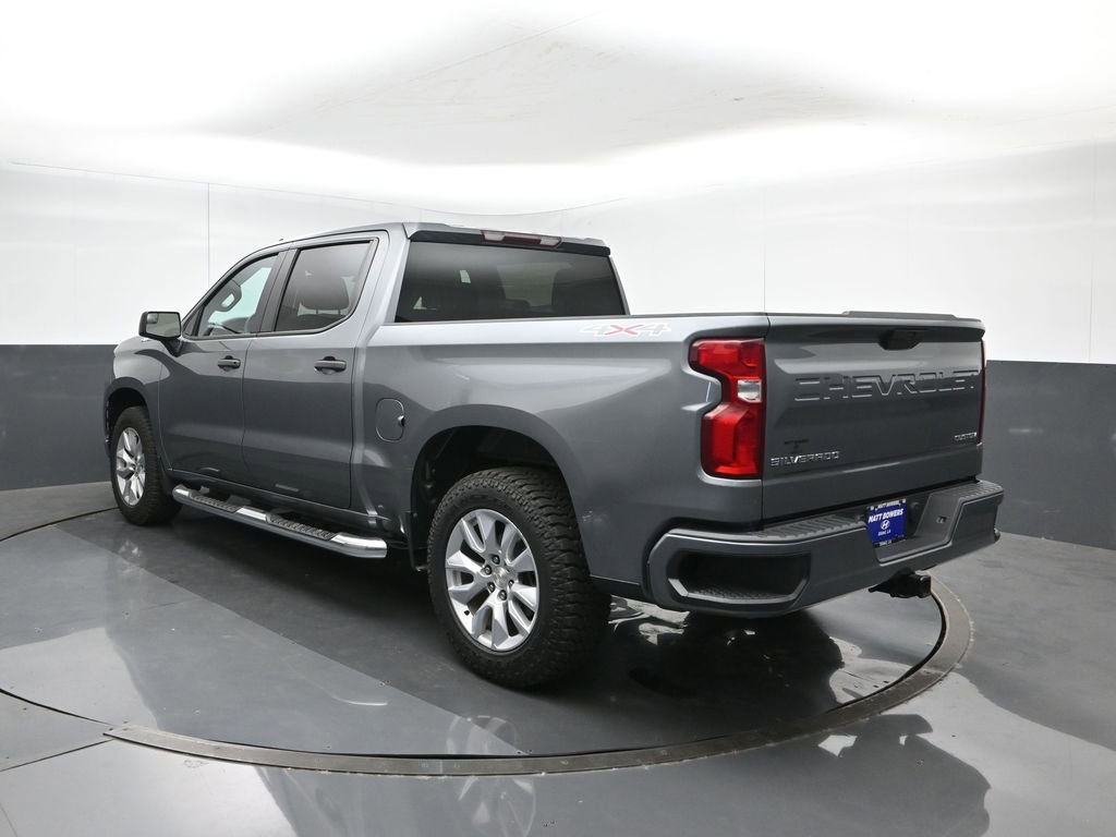 Used 2020 Chevrolet Silverado 1500 Custom w/ Custom Value Package image 4