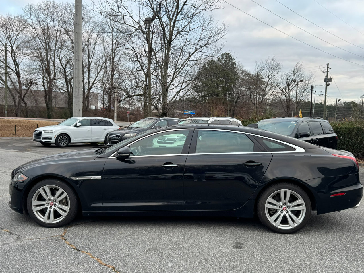 Used 2016 Jaguar XJ L Portfolio image 4