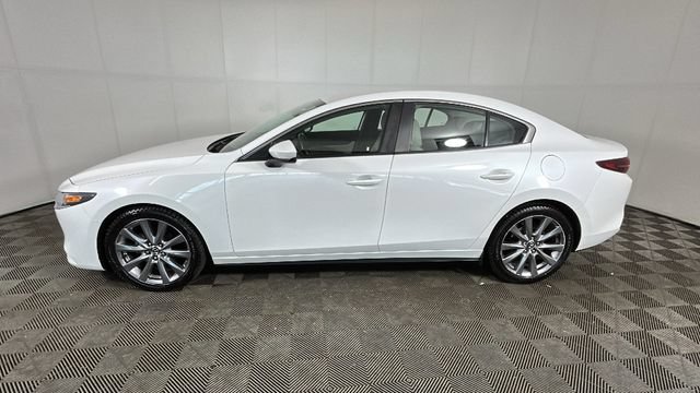 Used 2019 MAZDA MAZDA3 Sedan w/ Select Package FWD image 5
