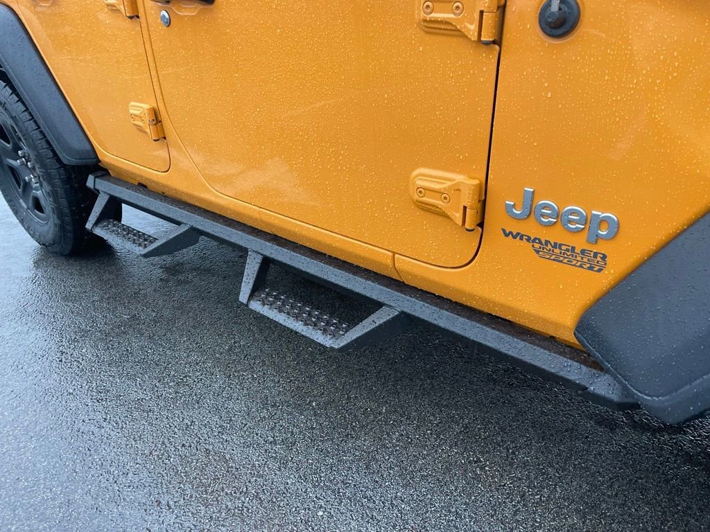 Certified 2018 Jeep Wrangler Unlimited Sport image 12