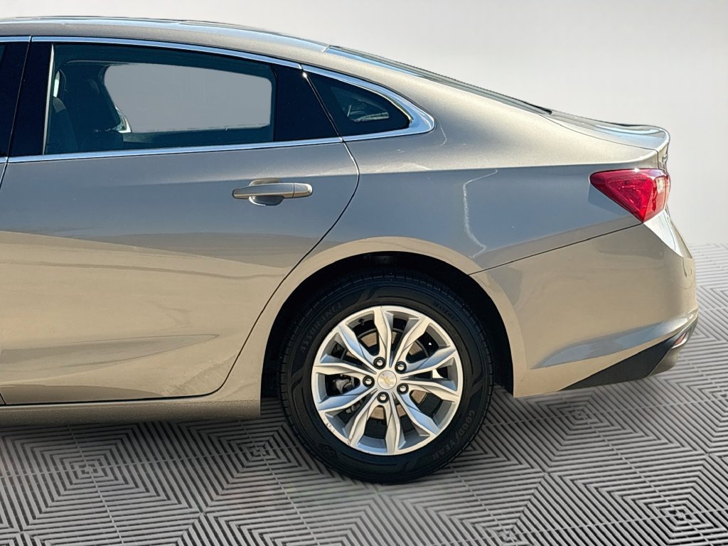 Used 2024 Chevrolet Malibu LT FWD image 7