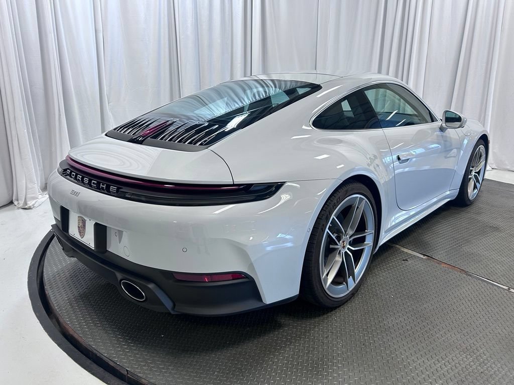 Certified 2025 Porsche 911 Carrera RWD image 28