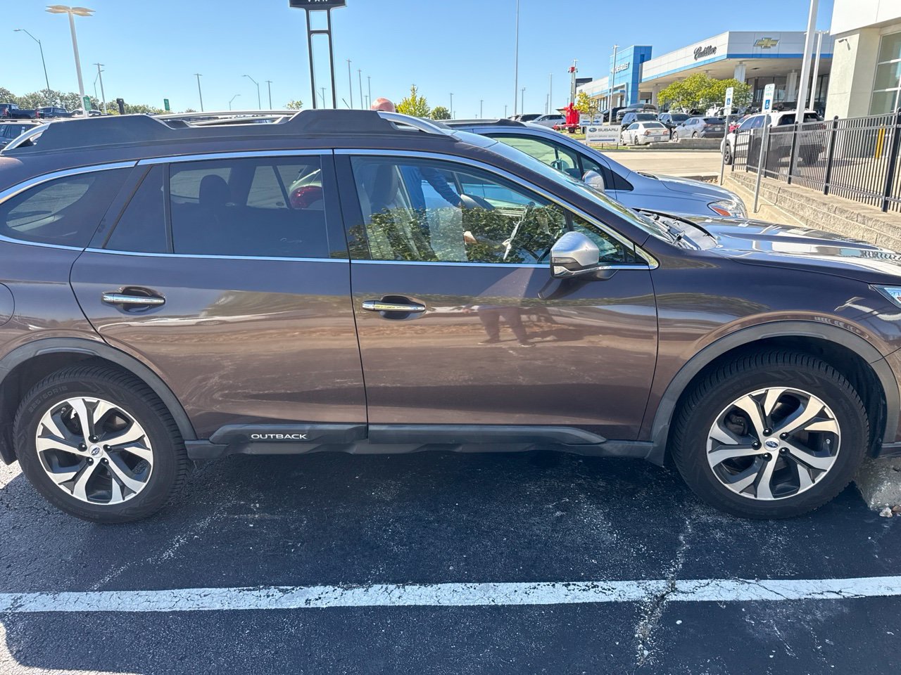 Used 2020 Subaru Outback Touring AWD/4WD image 4