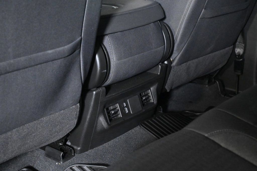 Used 2025 Chevrolet Silverado 1500 Custom RWD image 18