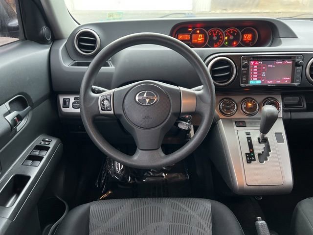 Used 2014 Scion xB image 16