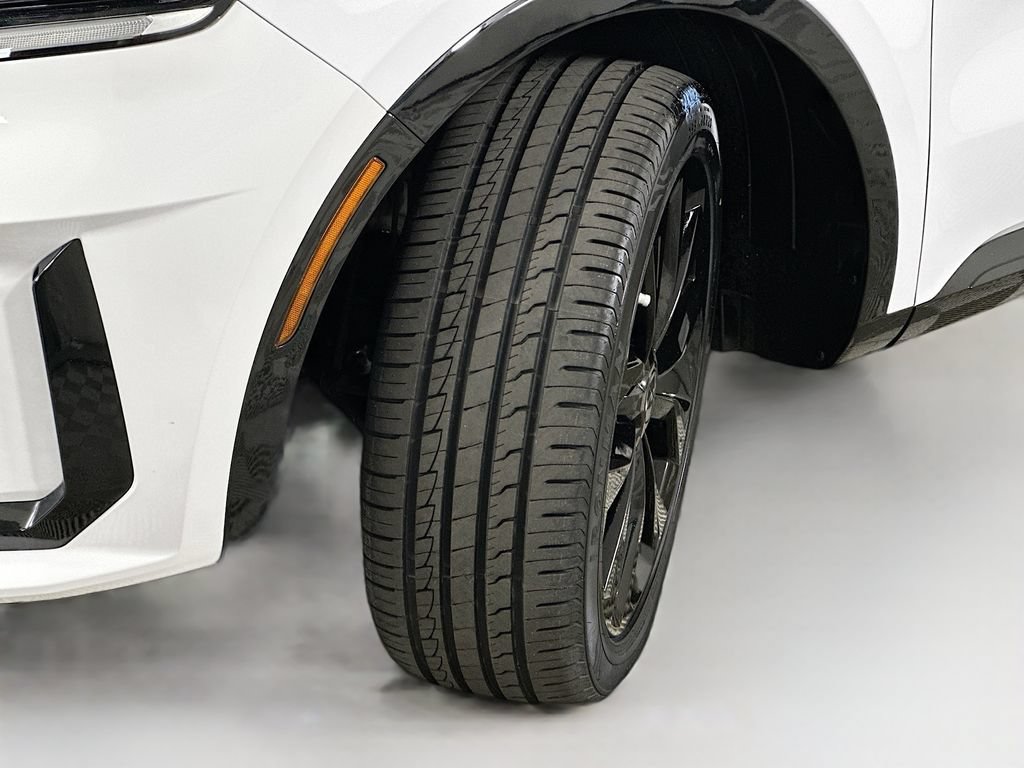 Used 2023 Kia Sorento SX FWD image 25