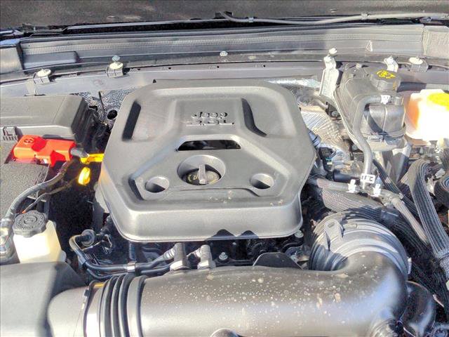 Used 2025 Jeep Wrangler Willys image 20