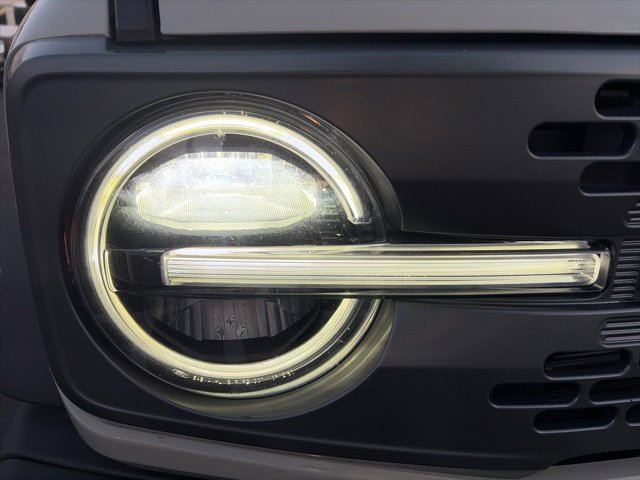 Used 2025 Ford Bronco Badlands image 28