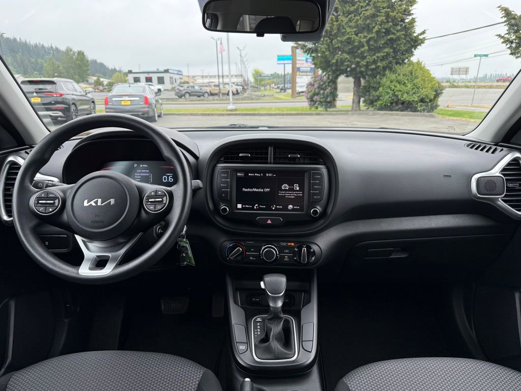 Certified 2025 Kia Soul LX FWD image 19