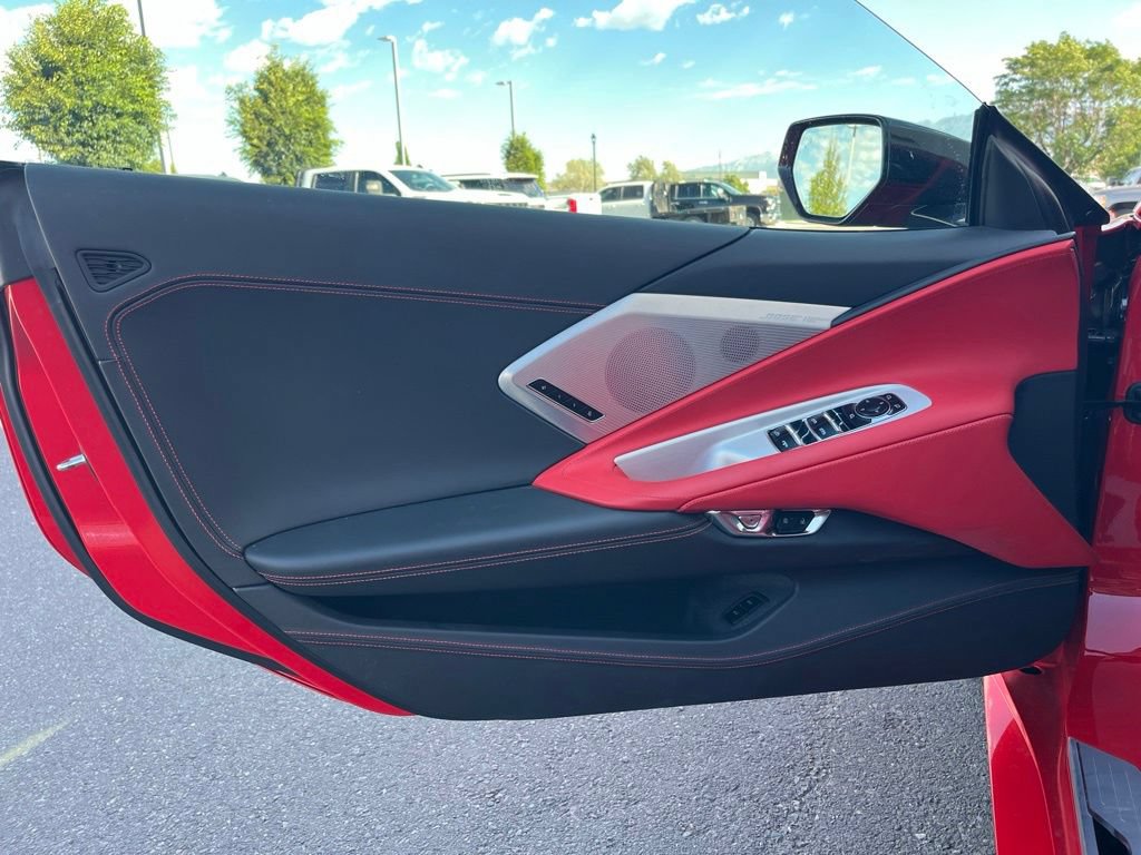 Used 2026 Chevrolet Corvette Stingray Premium Conv w/ Z51 Performance Package RWD image 7