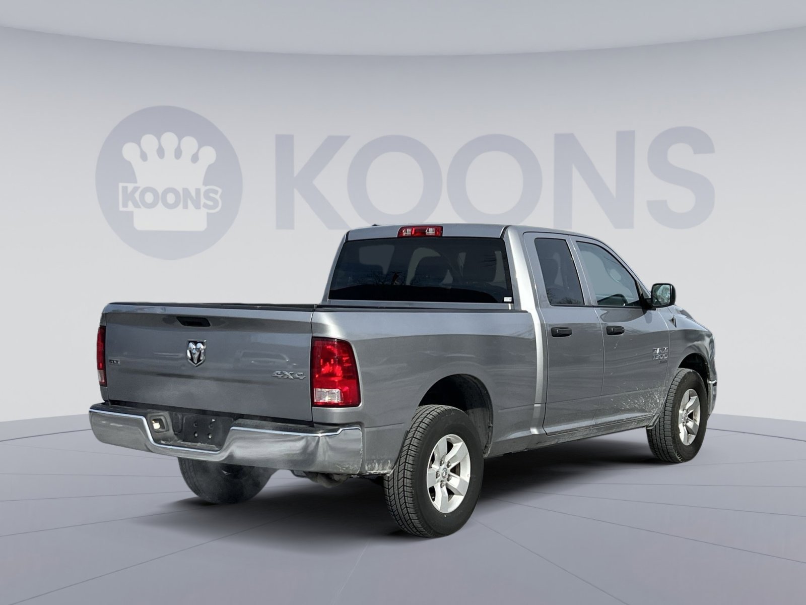 Used 2024 RAM 1500 Classic SLT image 5