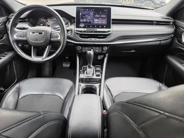 Certified 2022 Jeep Compass Latitude w/ Convenience Group AWD/4WD image 12