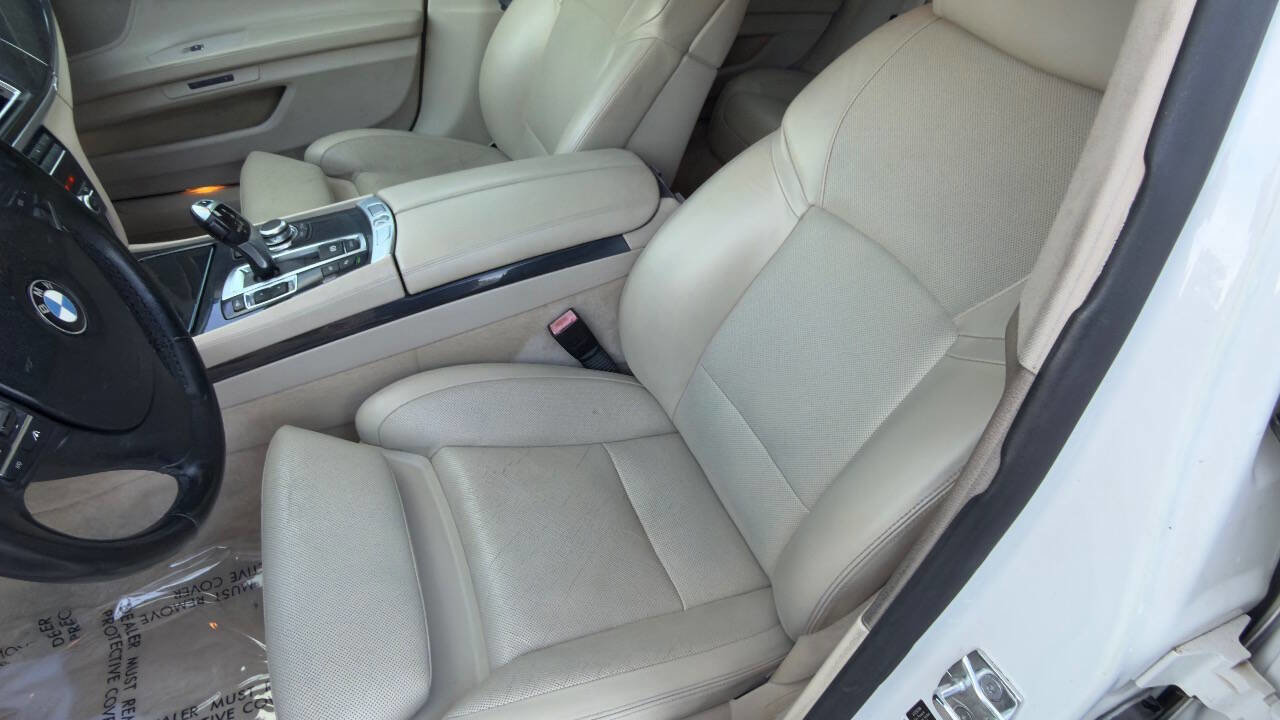 Used 2009 BMW 750Li image 19