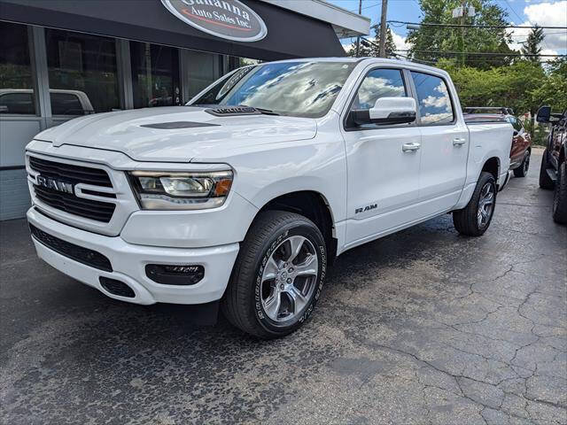 Used 2024 RAM 1500 Laramie AWD/4WD image 1