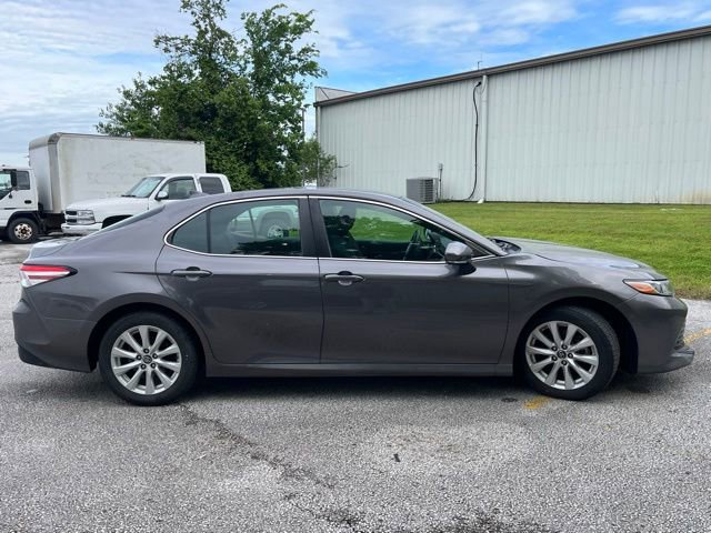 Used 2019 Toyota Camry LE w/ Convenience Package FWD image 7