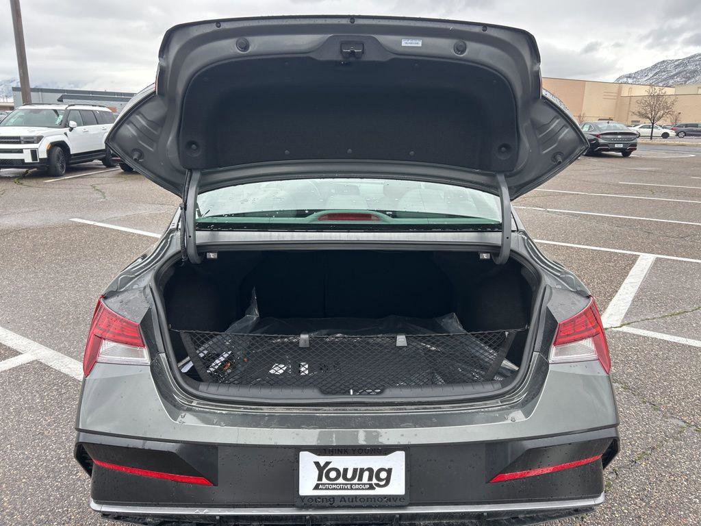 New 2026 Hyundai Elantra SEL Sport Premium image 28