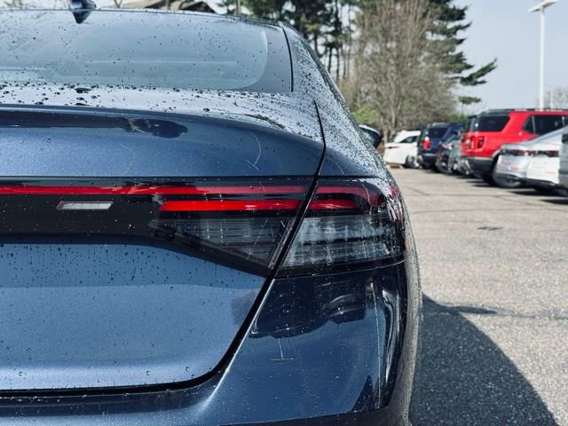 Used 2023 Honda Accord EX image 7