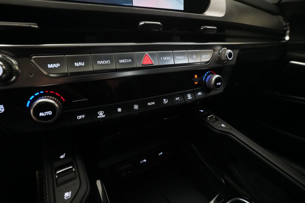 Used 2025 Kia Telluride SX X-Line AWD/4WD image 21
