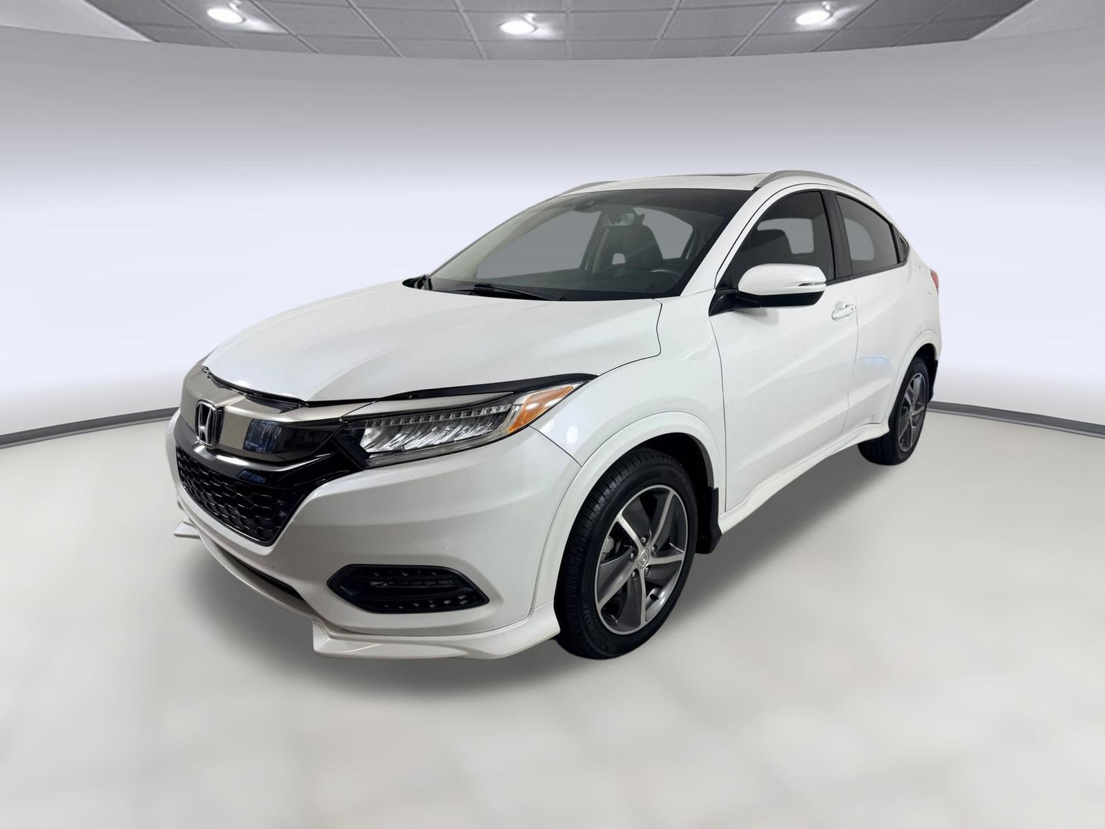 Used 2019 Honda HR-V Touring image 1