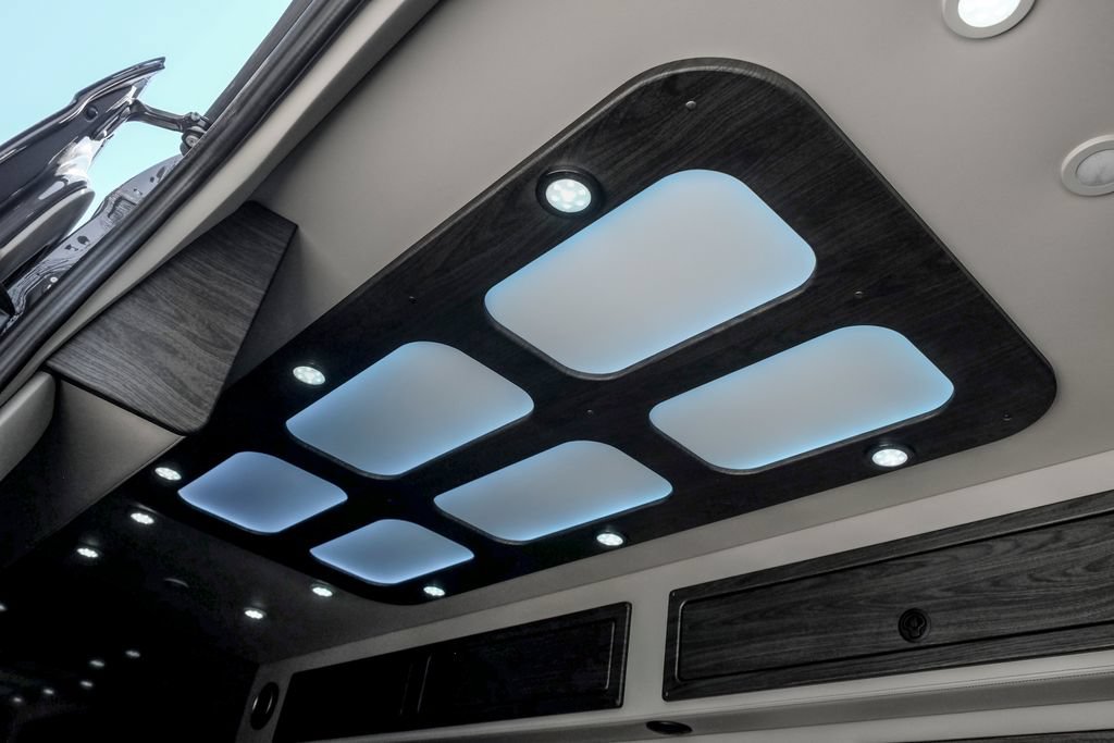 New 2025 Mercedes-Benz Sprinter 3500 image 43