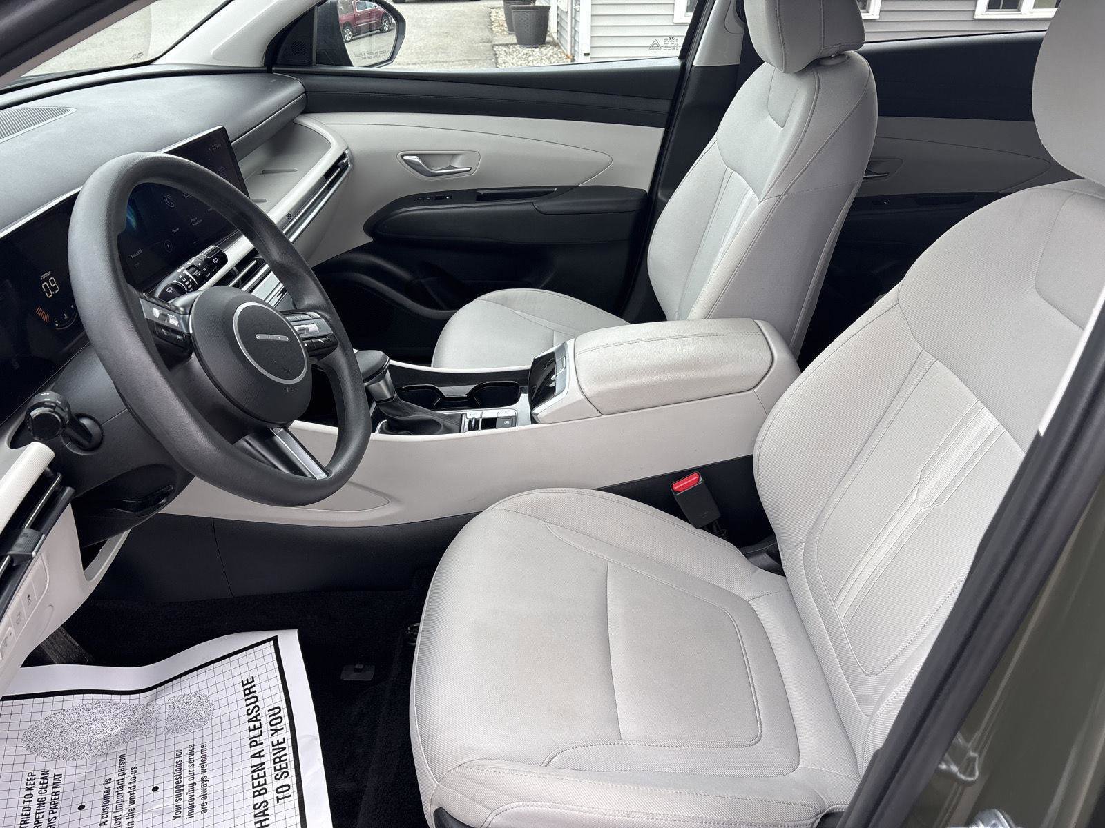 Used 2025 Hyundai Tucson SEL image 12