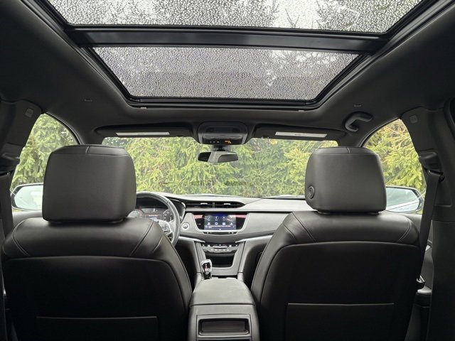Certified 2023 Cadillac XT5 Premium Luxury image 7
